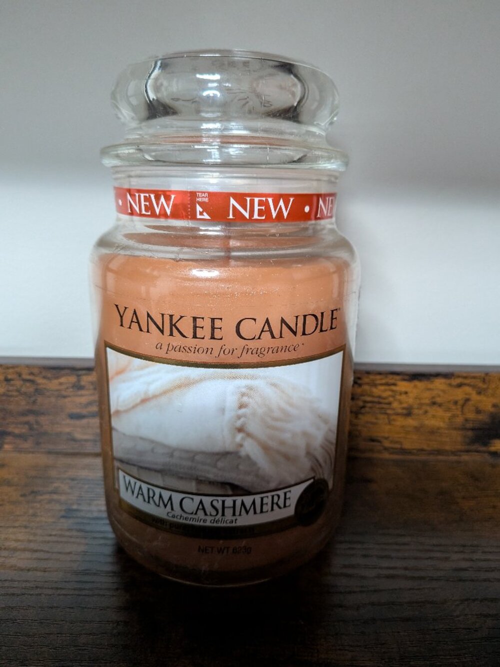 yankee candle warm cashmere 22oz large jar linen cashmere